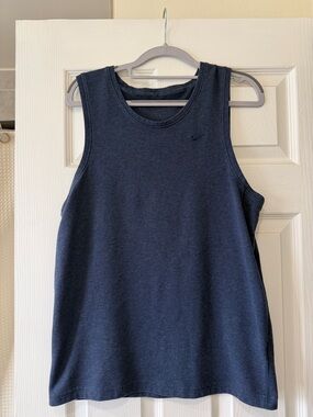 Nike Dri Fit Men’s Dark Blue Tank Top in Small
